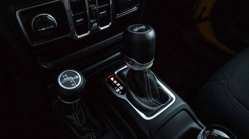 2021 Jeep Wrangler Unlimited Sahara Altitude