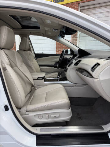 2014 Acura RLX w/Advance