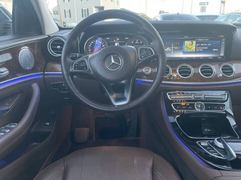 2017 Mercedes-Benz E-Class E 300 4MATIC