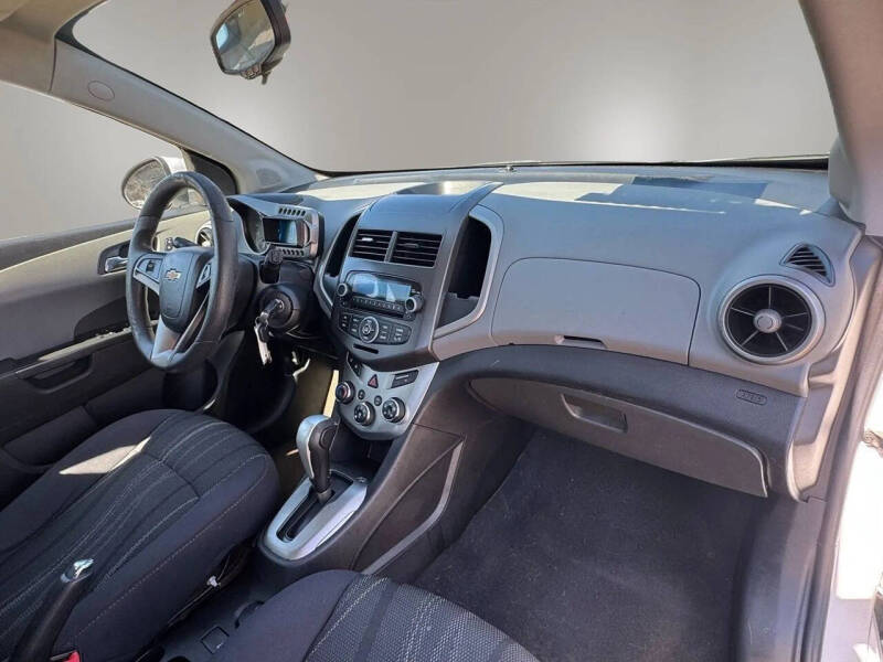 2015 Chevrolet Sonic LT Auto