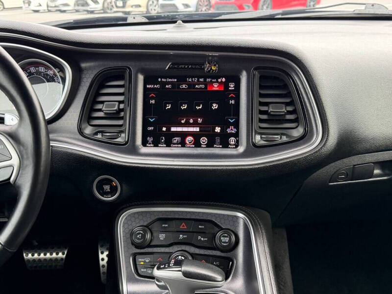 2015 Dodge Challenger R/T Scat Pack