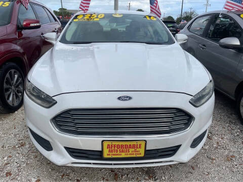 2016 Ford Fusion SE