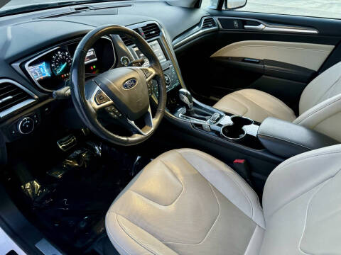 2014 Ford Fusion Hybrid Titanium