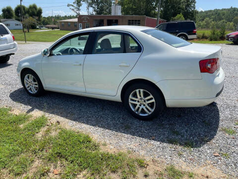 2006 Volkswagen Jetta for sale at Judy's Cars in Lenoir NC