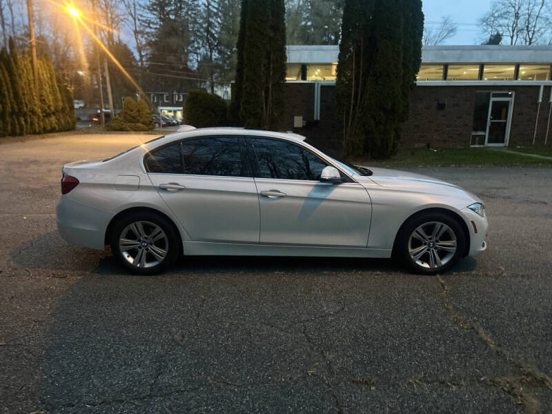 2018 BMW 3 Series 330i xDrive