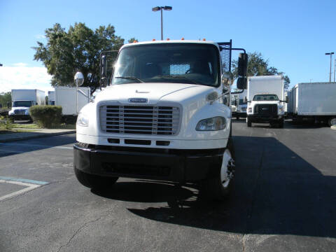 2015 Freightliner M2 106