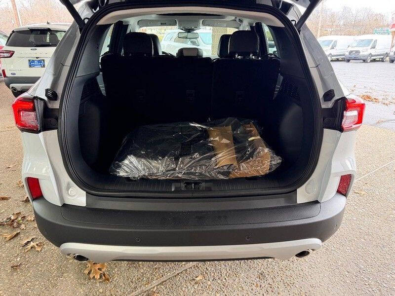 2026 Ford Escape Platinum