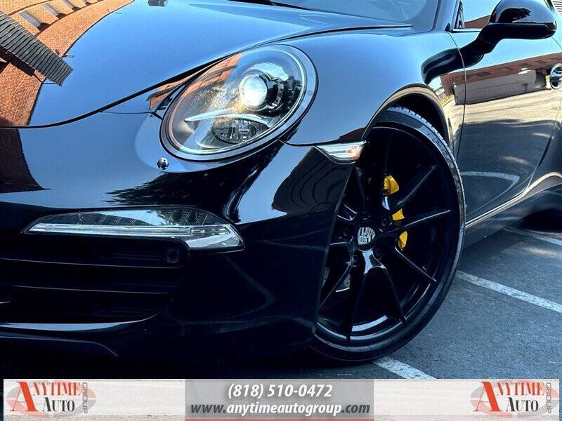2015 Porsche 911 Carrera