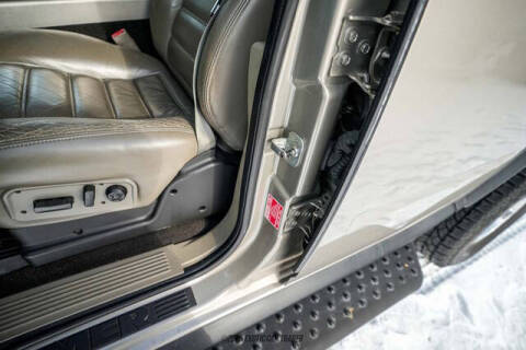 2003 HUMMER H2