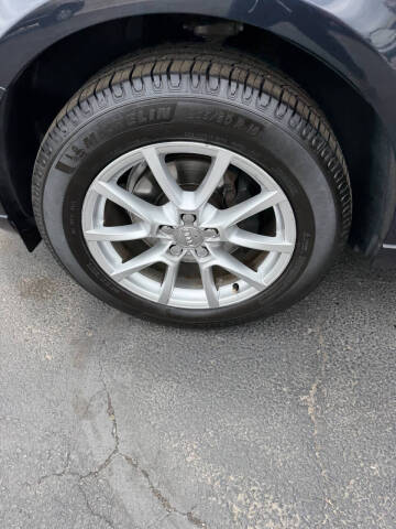 2012 Audi Q5 2.0T quattro Premium