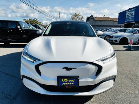 2021 Ford Mustang Mach-E Select