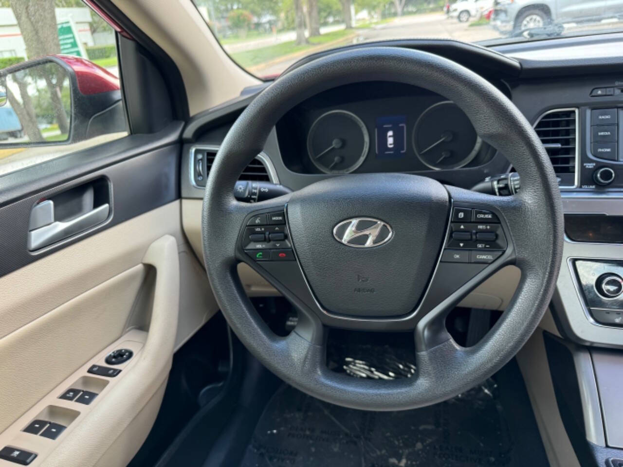 2015 Hyundai SONATA for sale at Zoom Auto Exchange LLC in Orlando, FL