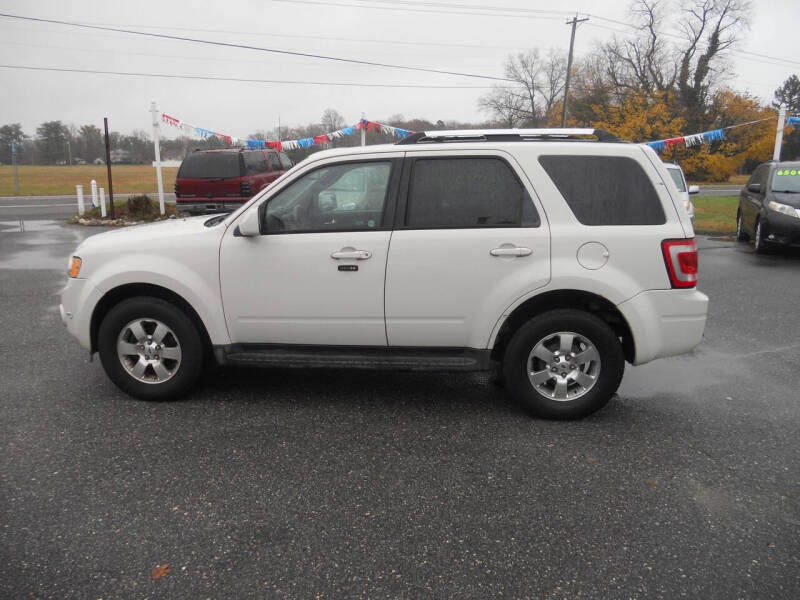 2011 Ford Escape Limited's photo