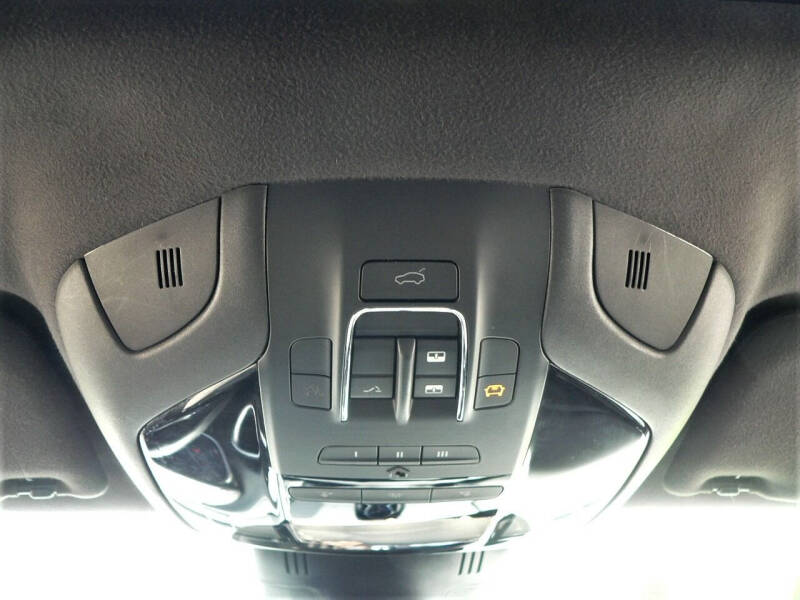 2017 Maserati Ghibli S