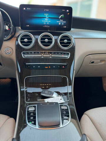 2021 Mercedes-Benz GLC GLC 300