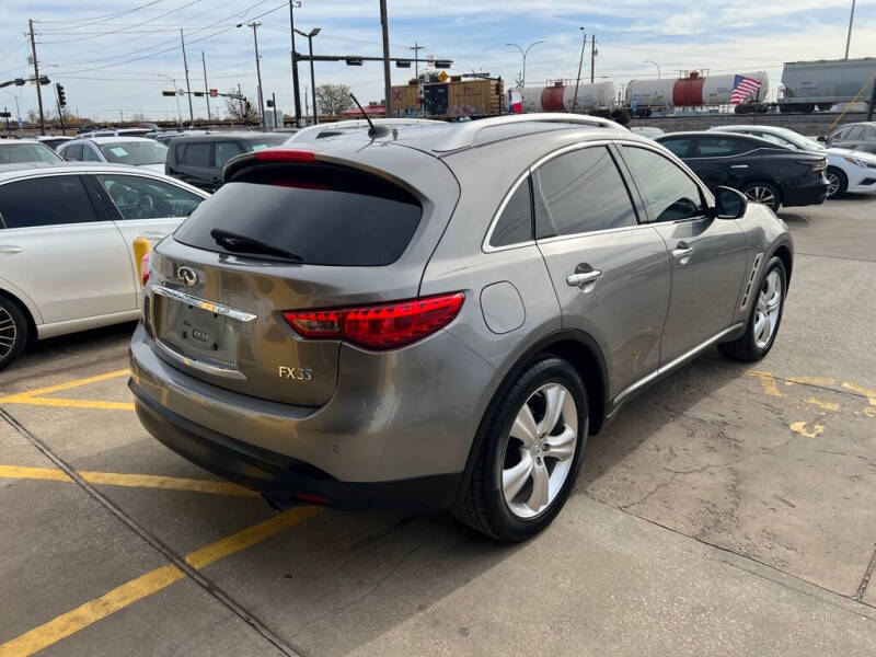 2011 Infiniti FX35
