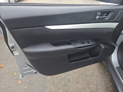 2012 Subaru Outback 2.5i