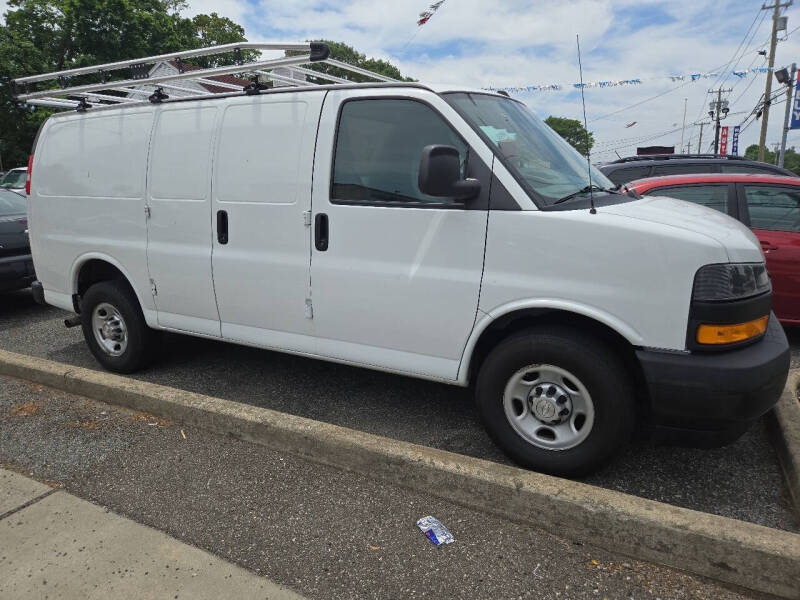 2019 Chevrolet Express 2500