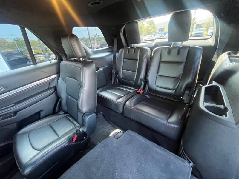 2018 Ford Explorer Sport