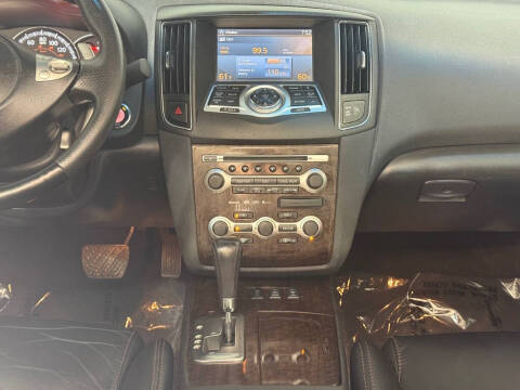 2009 Nissan Maxima