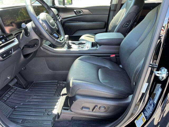 2026 Kia Carnival SX