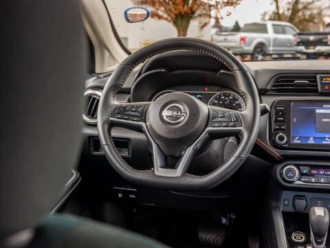2024 Nissan Versa SR