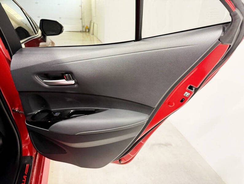 2021 Toyota Corolla Hatchback SE