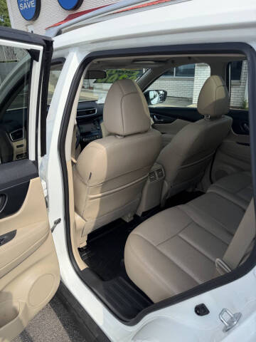 2016 Nissan Rogue SL