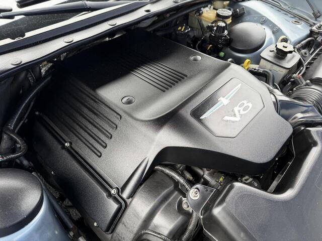 2005 Ford Thunderbird Deluxe