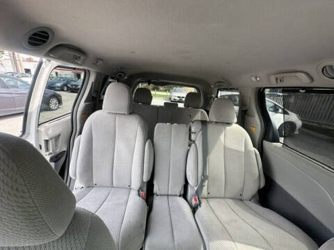 2013 Toyota Sienna