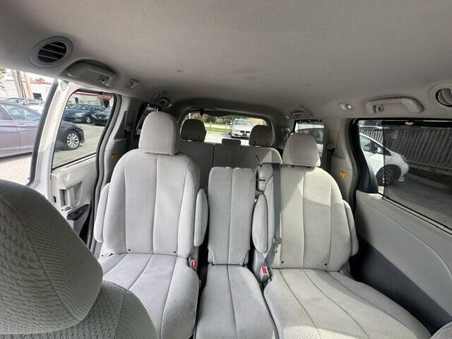 2013 Toyota Sienna