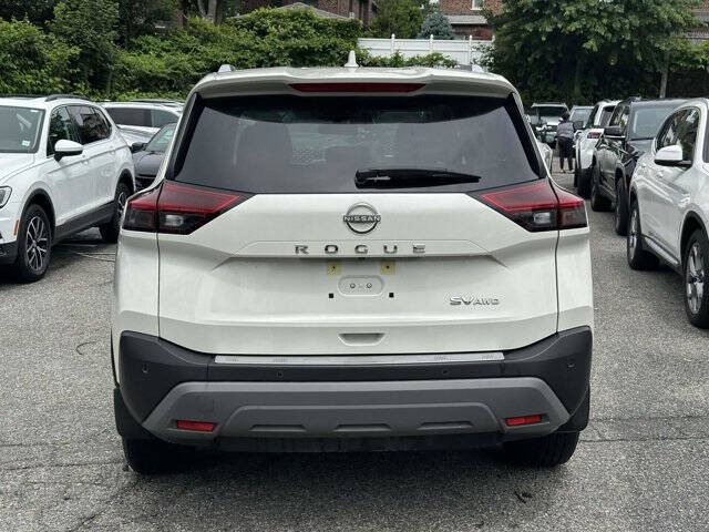 2022 Nissan Rogue SV