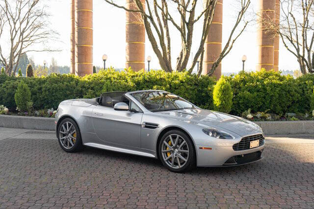 2015 Aston Martin V8 Vantage 23
