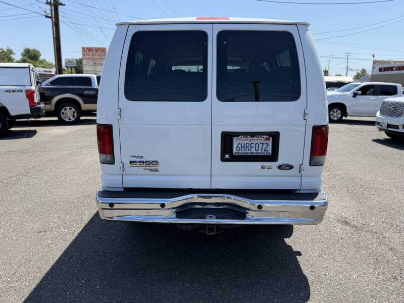 2009 Ford E-Series E-350 SD XLT