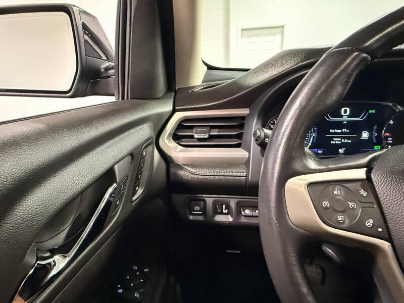 2022 GMC Acadia Denali