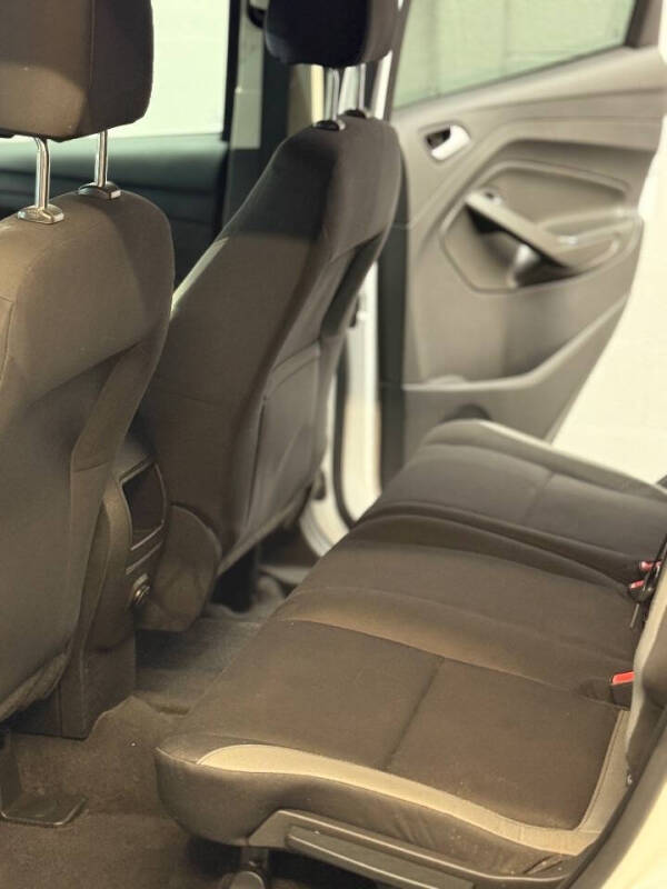 2014 Ford Escape S