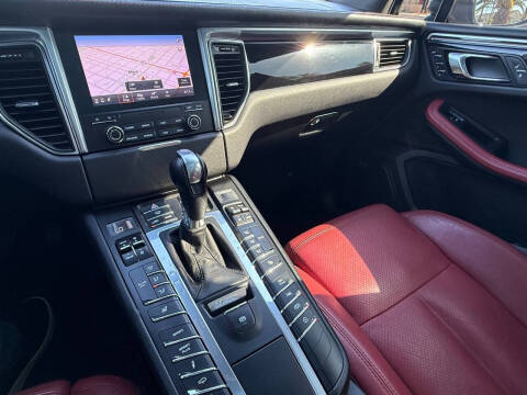 2018 Porsche Macan GTS