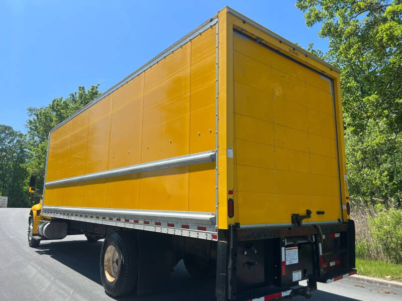 2018 International DuraStar 4300