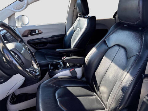 2019 Chrysler Pacifica Touring L