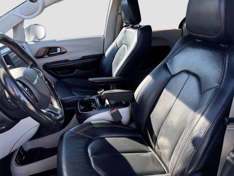 2019 Chrysler Pacifica Touring L