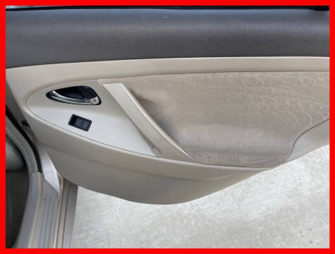 2009 Toyota Camry LE