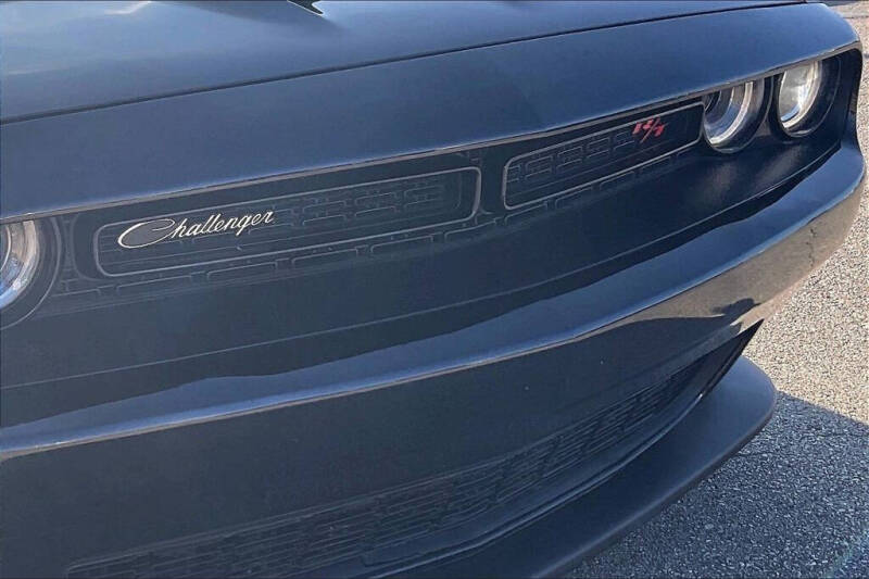 2022 Dodge Challenger