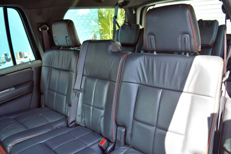2009 Lincoln Navigator L