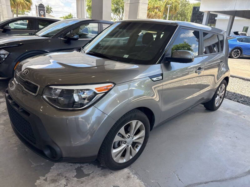 2015 Kia Soul +