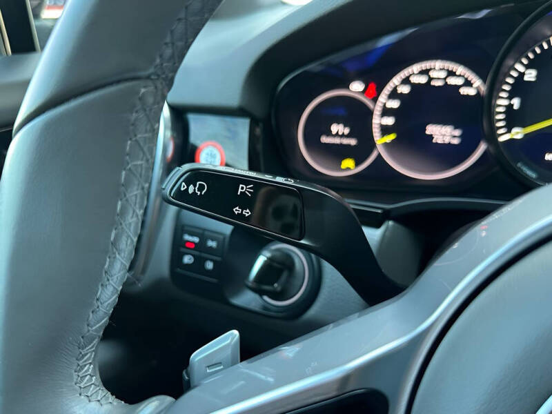 2022 Porsche Cayenne