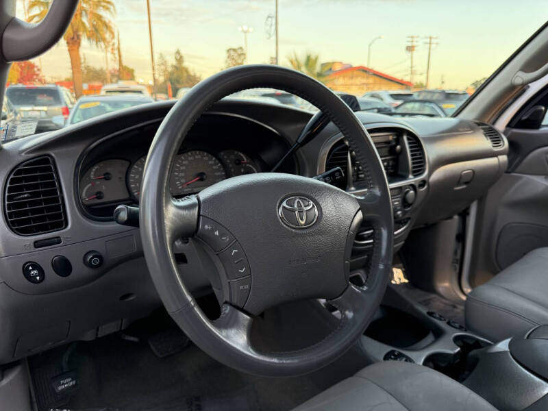 2004 Toyota Sequoia Limited