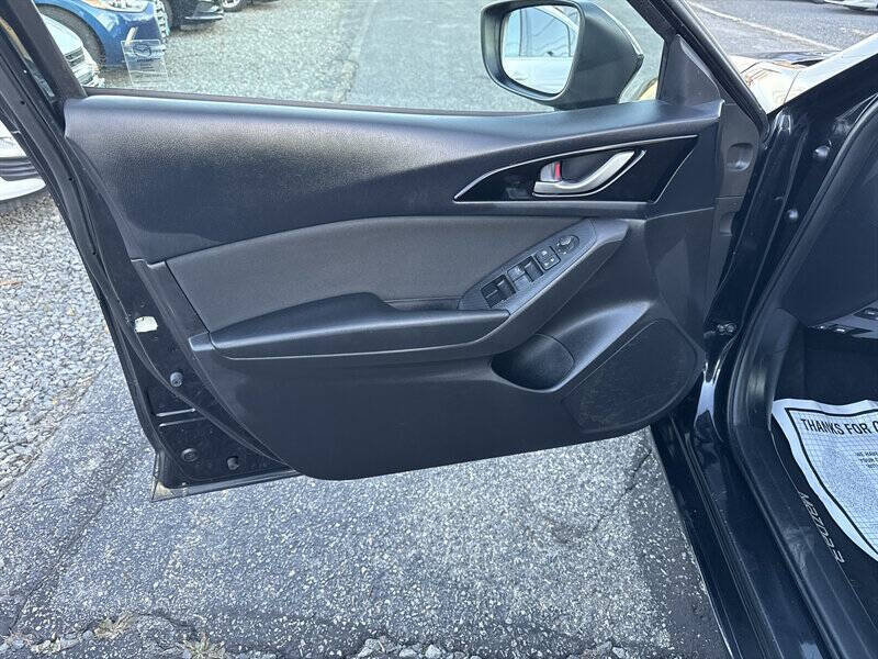 2015 Mazda MAZDA3 i Sport