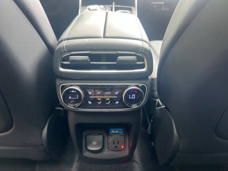 2024 Genesis GV80