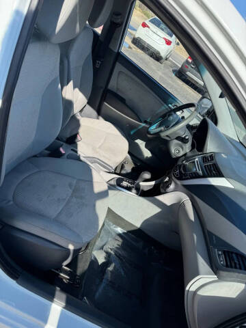 2012 Hyundai Accent GS