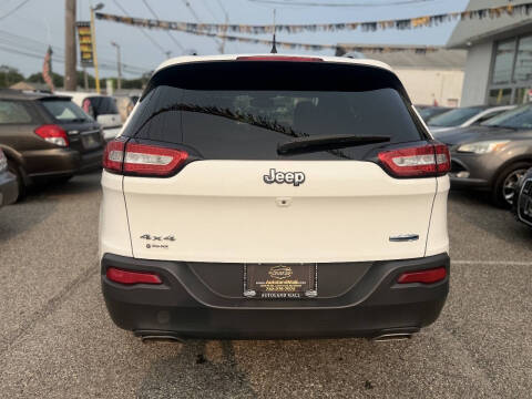 2016 Jeep Cherokee Latitude